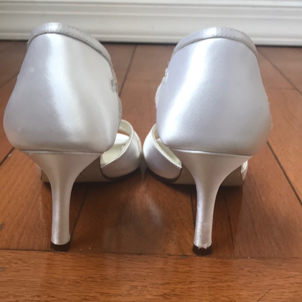 Special Occasions By Saugus Shoe - Picture 4 of 8